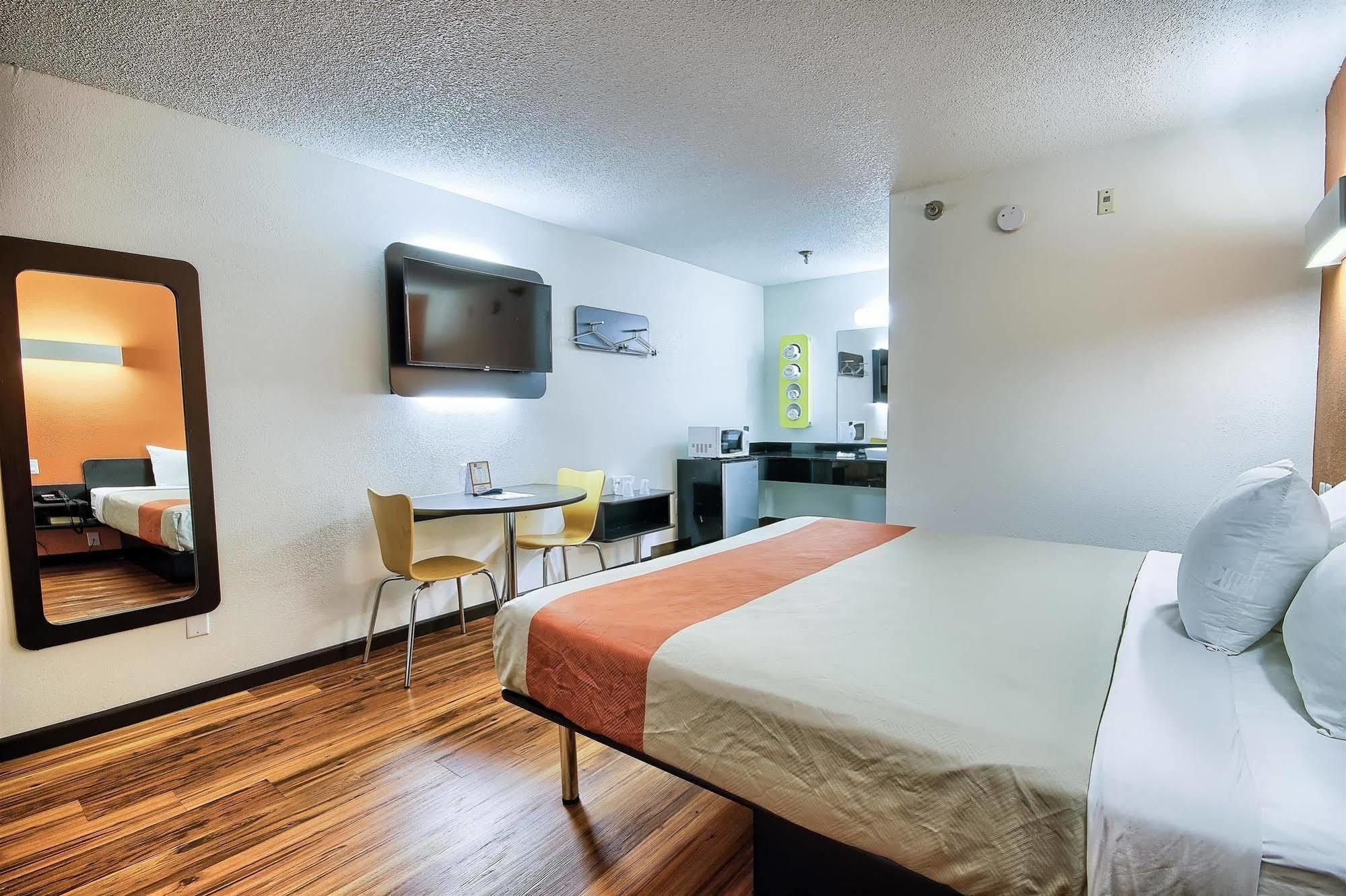 Motel 6-Columbus, Oh - West Ngoại thất bức ảnh